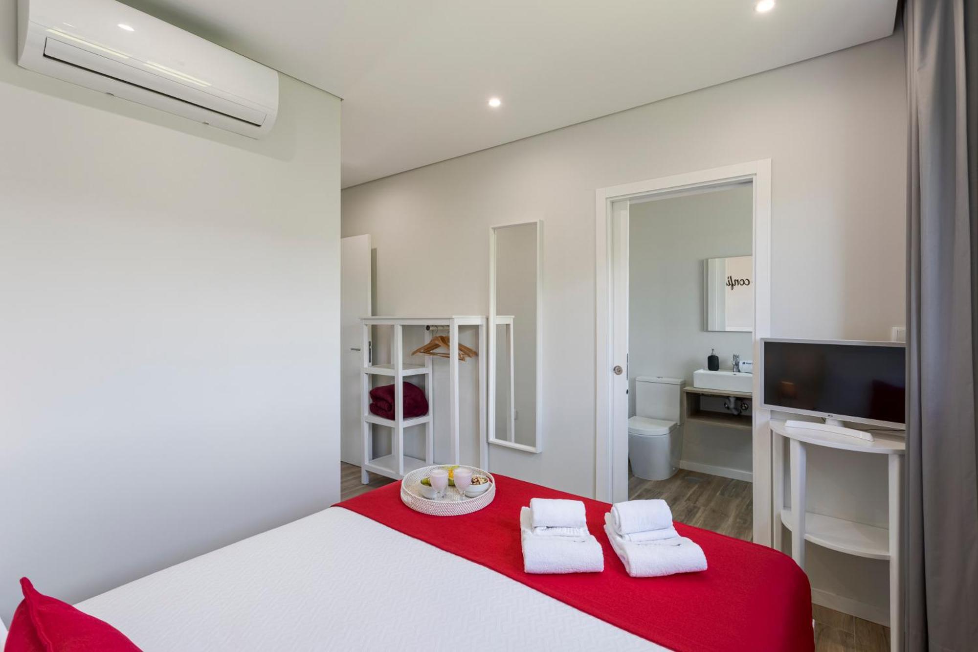 Spacious Villa Pool & Douro View By Host Wise Santa Marinha do Zêzere Chambre photo