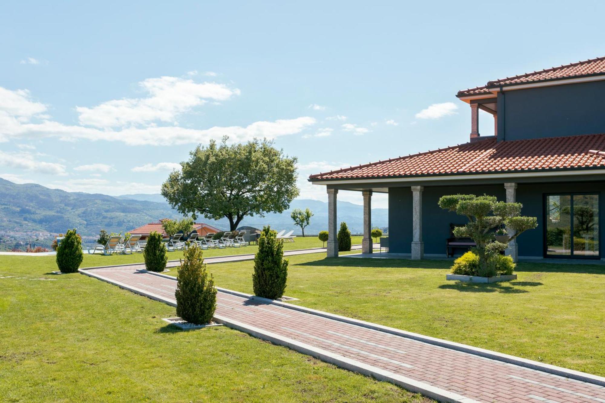 Spacious Villa Pool & Douro View By Host Wise Santa Marinha do Zêzere Extérieur photo