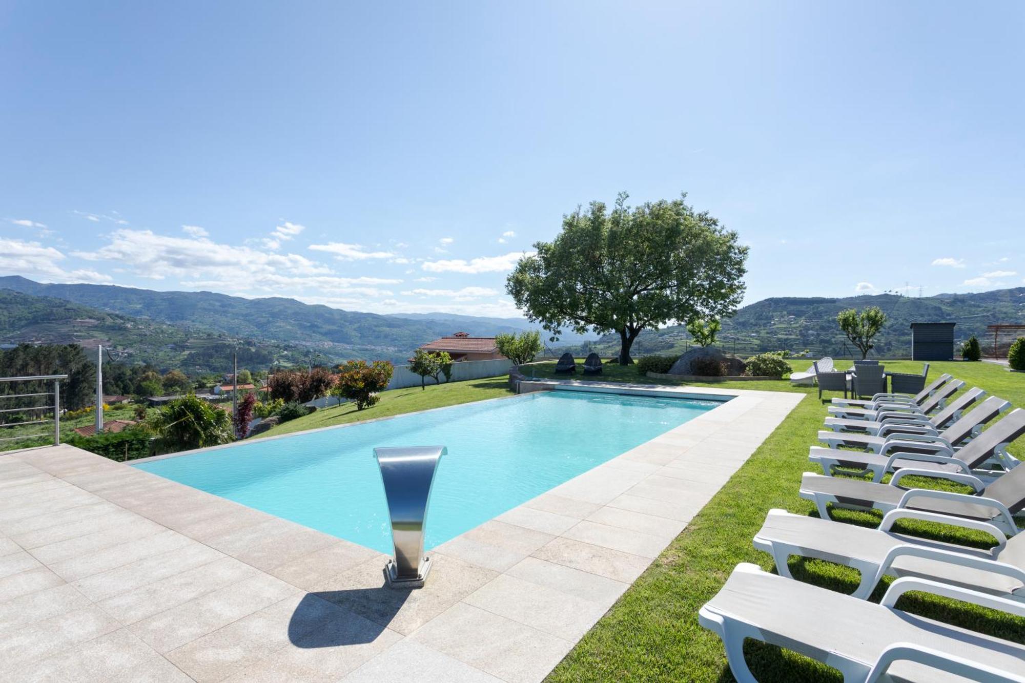 Spacious Villa Pool & Douro View By Host Wise Santa Marinha do Zêzere Extérieur photo